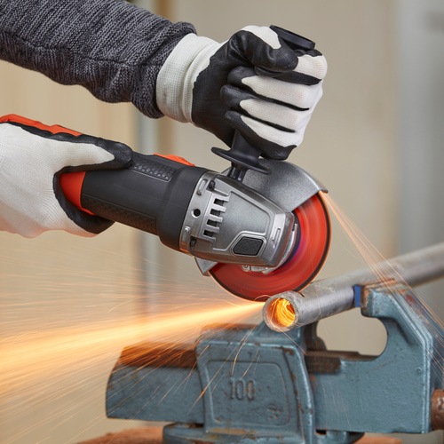 BLACK+DECKER - 900W 125mm Small Angle Grinder with Diamond Disc - BEG220A1
