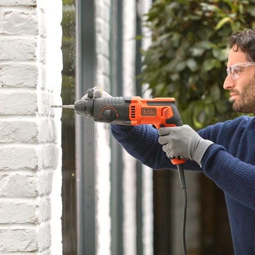BLACK+DECKER - 650W Corded SDSPLUS Hammer Drill - BEHS01