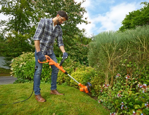 BLACK+DECKER - Coupebordures filaire  25 cm  450 W  Vitesse de coupe variable EcoTurbo - BESTA525