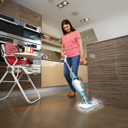 BLACK+DECKER - BALAI VAPEUR MULTIFONCTION 7 ACCESSOIRES  1600W - BHSM168U