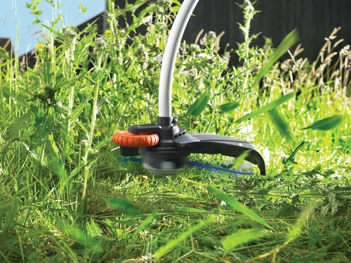BLACK+DECKER - Coupebordures 700W  33cm  cable dextension - GL7033CAKIT