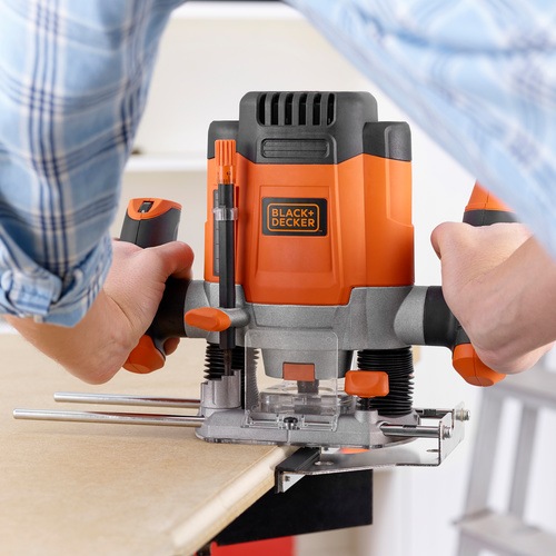 BLACK+DECKER - Defonceuse 1200W  7 accessoires - KW1200E