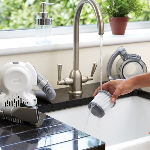 BLACK+DECKER - Aspirateur  main sans fil  25 Airwatts  18 V  Autonomie  15 min   Capacit du bol  560 ml  Charge complte  4h  Base de charge  Prolongateur intgr et embout suceur - PD1820L