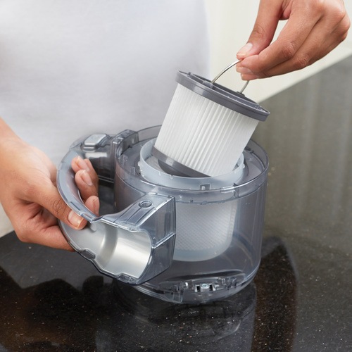 BLACK+DECKER - Aspirateur  main sans fil  25 Airwatts  18 V  Autonomie  15 min   Capacit du bol  560 ml  Charge complte  4h  Base de charge  Prolongateur intgr et embout suceur - PD1820L