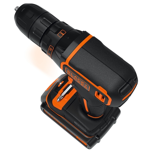 Perceuse visseuse sans fil - 18V - 1, 5 Ah - 2 batteries - Chargeur inclus - 80 accessoires - Livrée en mallette